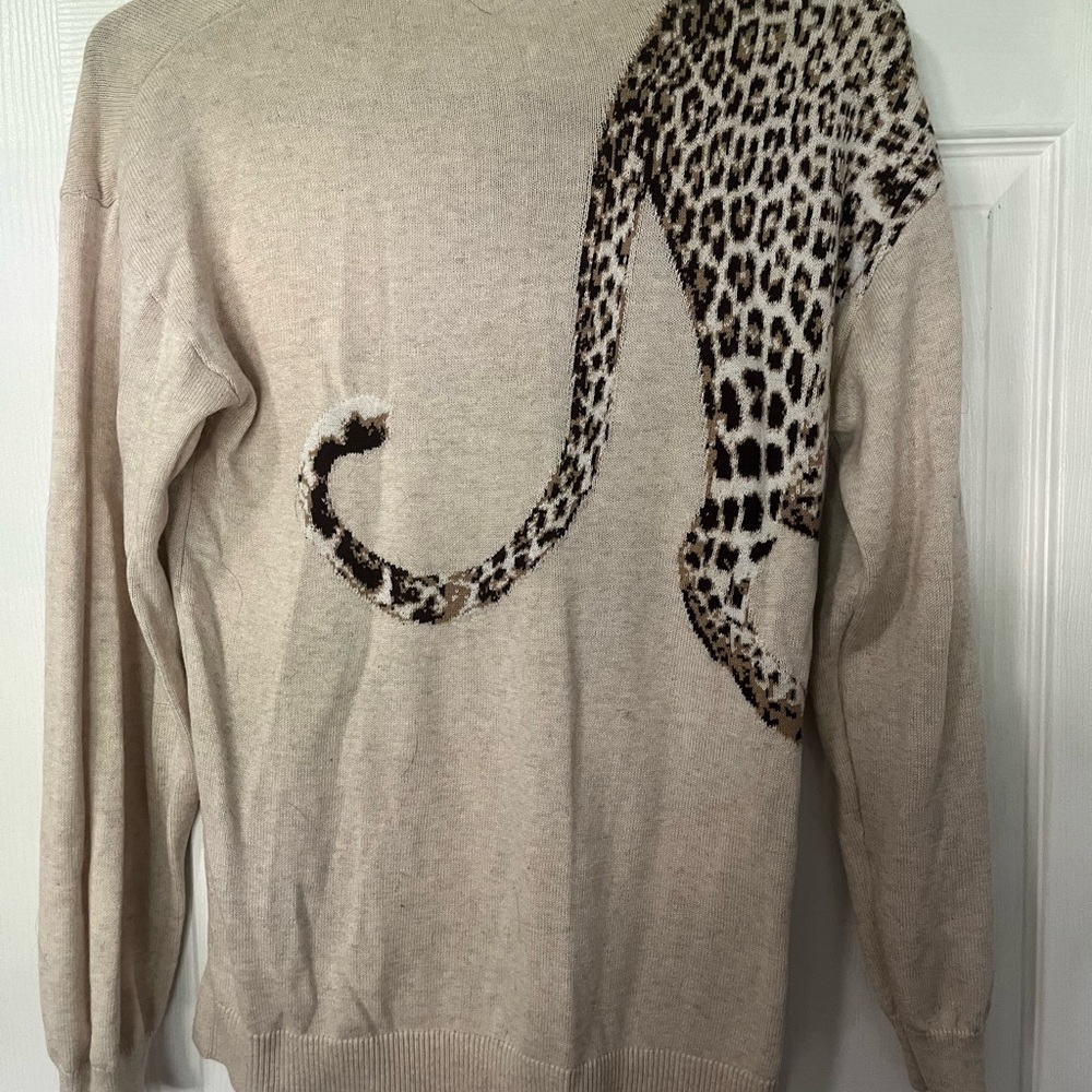 Small Leopard Sweater - Picture 2 of 3